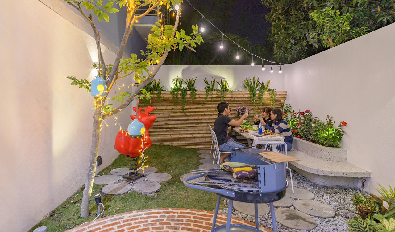 Ngôi nhà nhiều công năng với sân vườn siêu rộng trên tổng diện tích 75m2