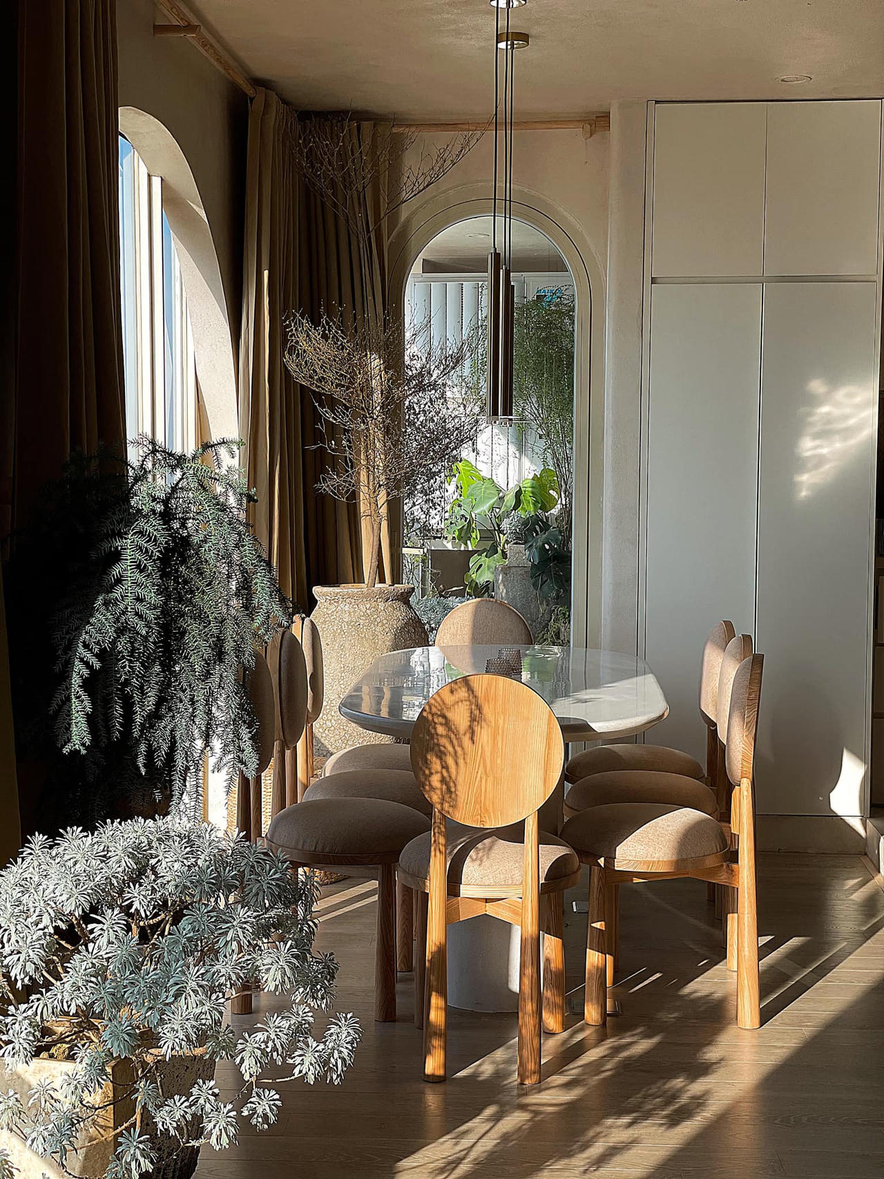 Căn hộ mang phong cách wabisabi mộc mạc, đậm chất thiền tịnh