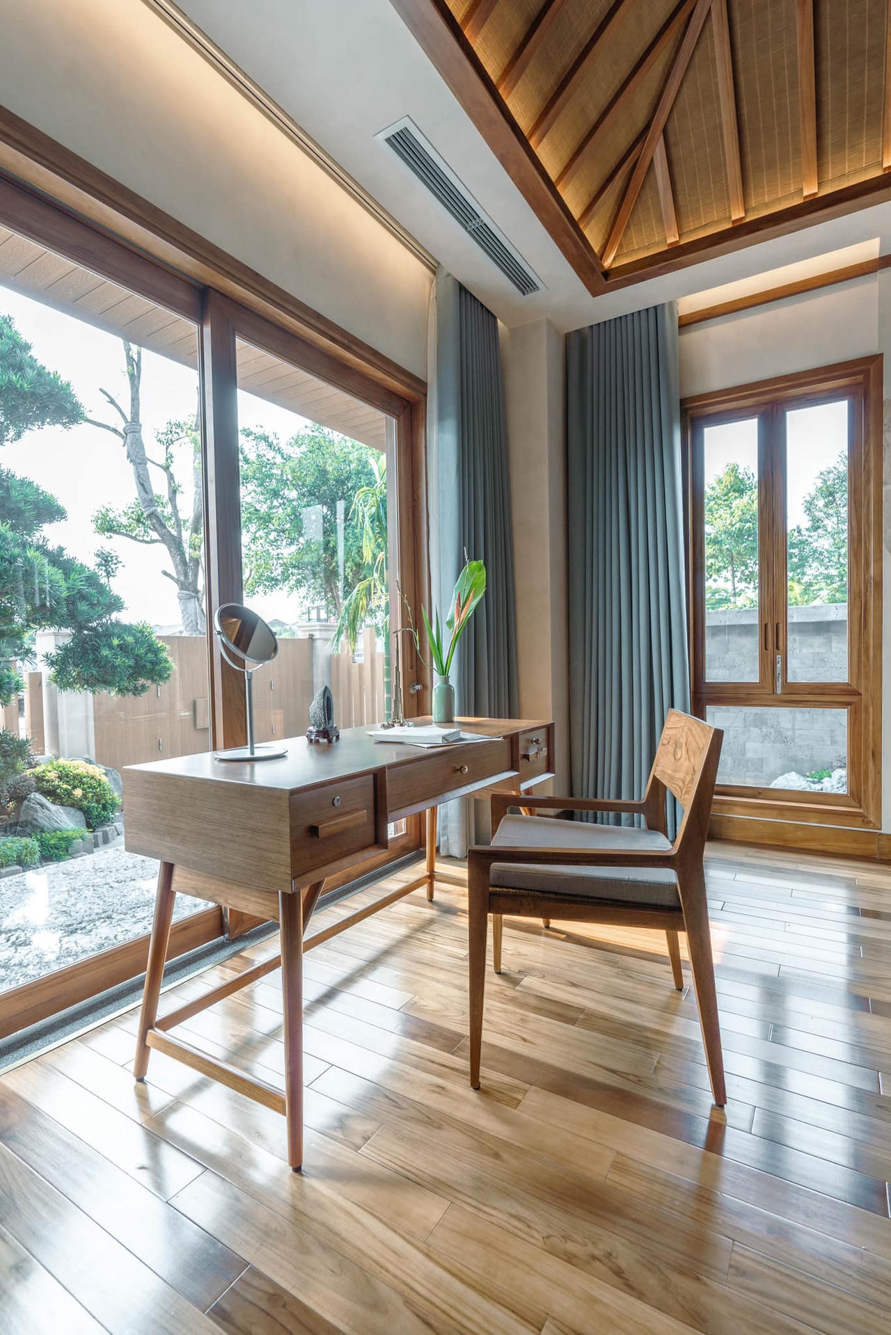 Ngôi nhà 350m2 lai tạo giữa phong cách Japandi tối giản và Scandinavian lịch lãm hiện đại 