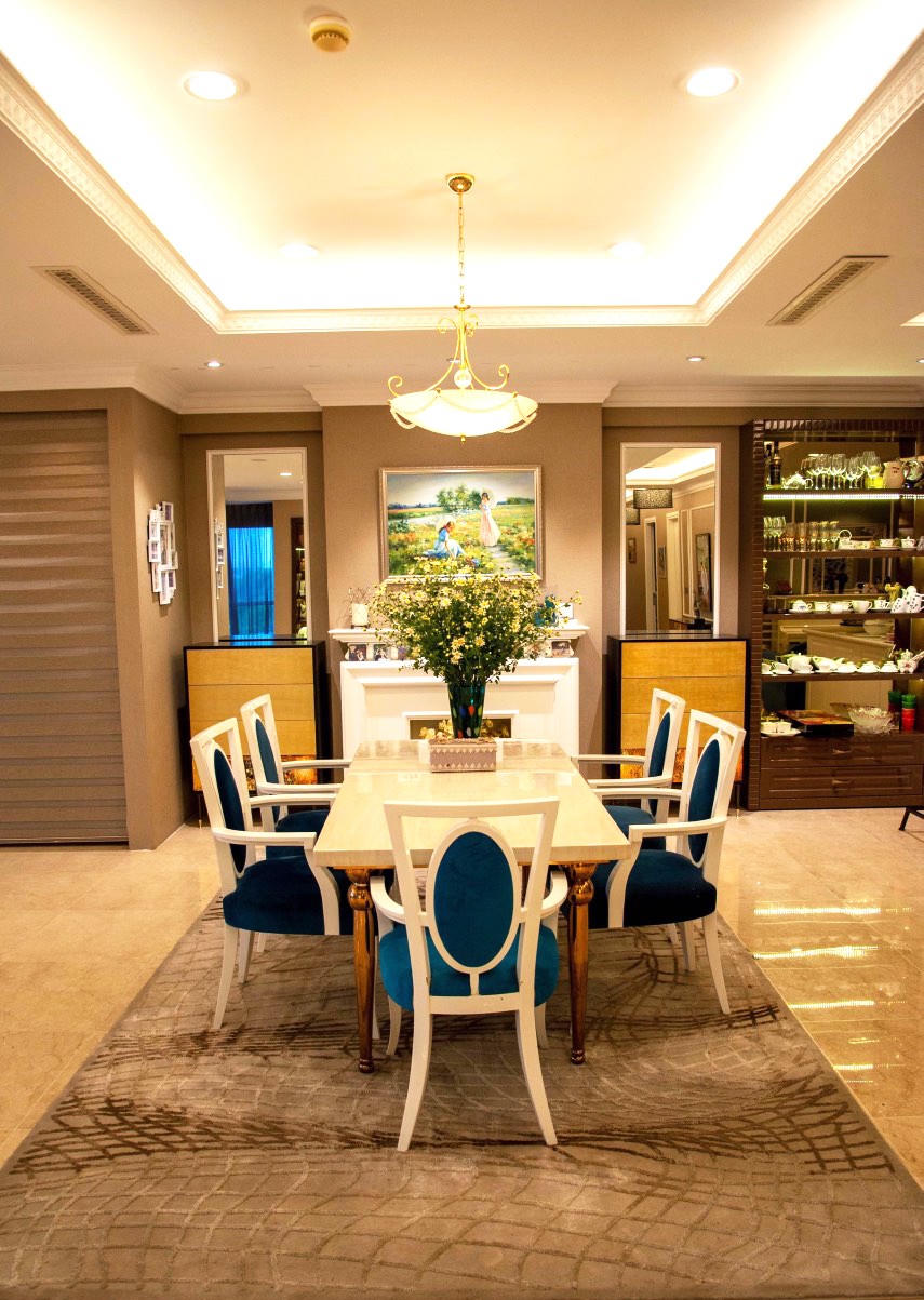 Ngôi nhà theo phong thủy Á Đông cho vợ chồng người Châu Âu có niềm đam mê với nghệ thuật sơn mài 