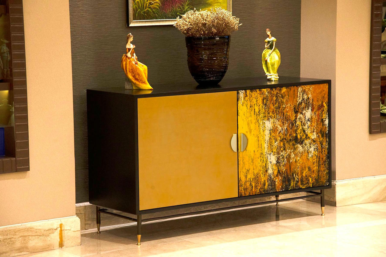 Ngôi nhà theo phong thủy Á Đông cho vợ chồng người Châu Âu có niềm đam mê với nghệ thuật sơn mài 