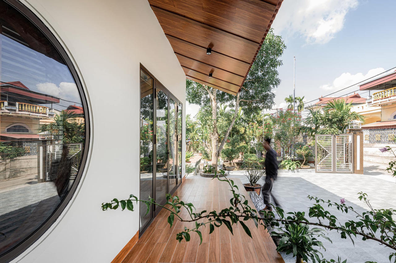 Ngôi nhà mang kiến trúc hiện đại của Nhật Bản và phong cách bình dị của làng quê Việt Nam