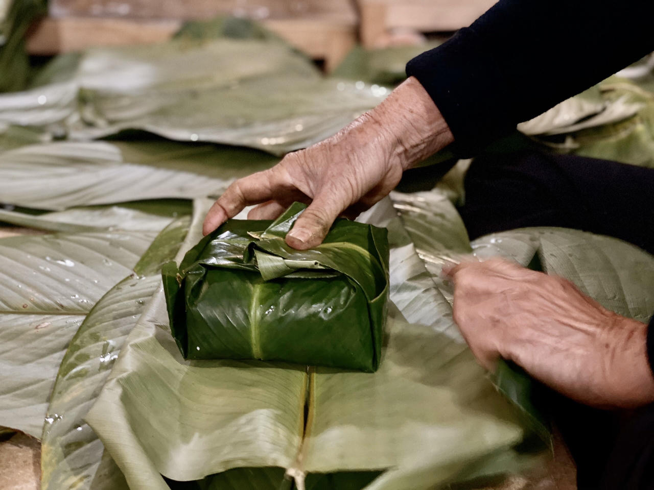 Làng bánh chưng Diệm Xuân “đỏ lửa” ngày cận Tết