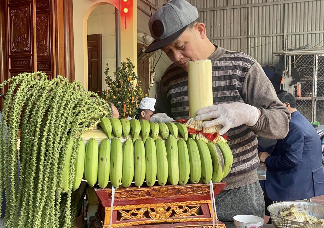 Độc đáo nghề kết Long mã tại Quảng Yên