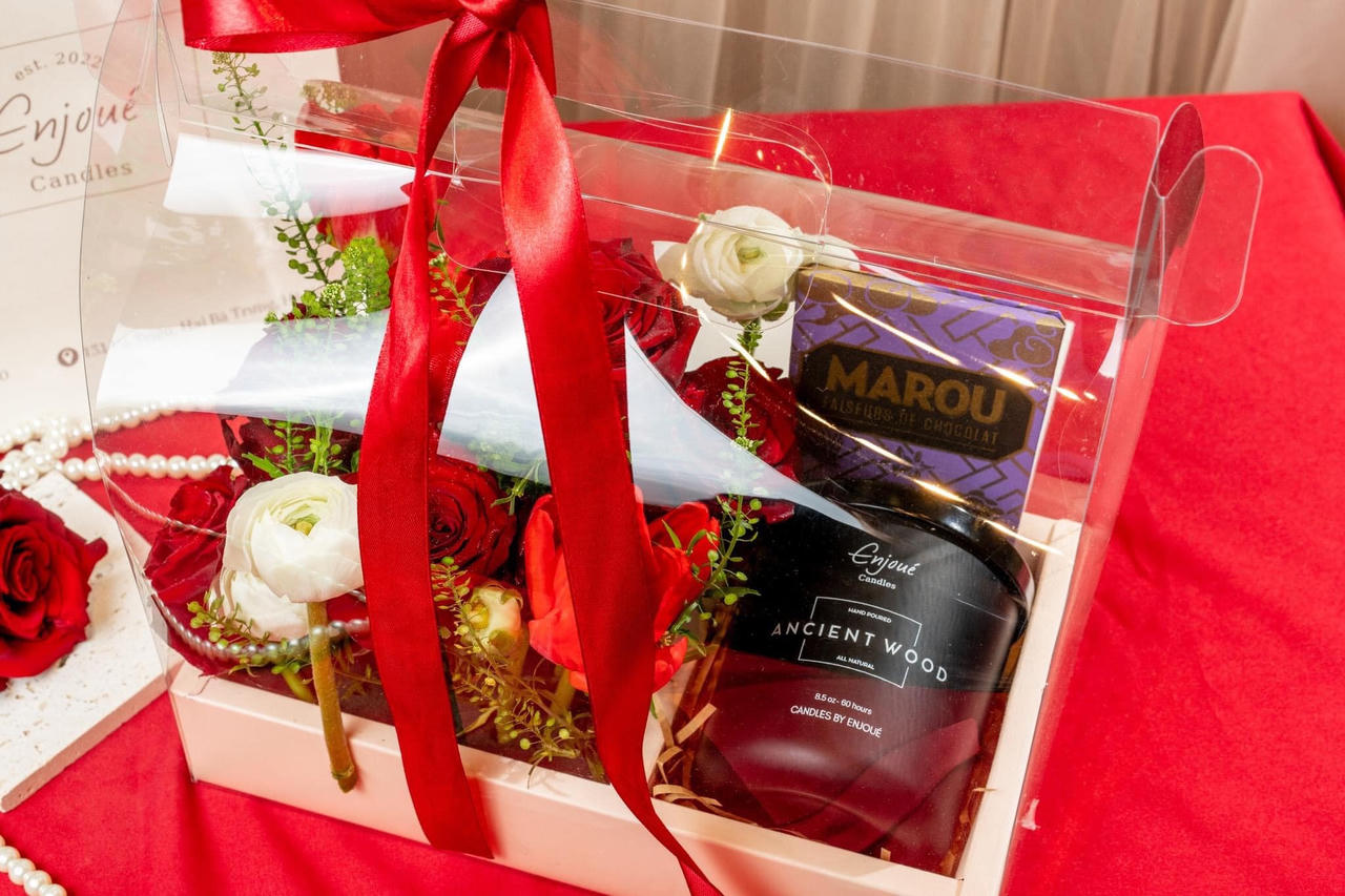 Những món quà Valentine độc lạ khiến chị em thích mê