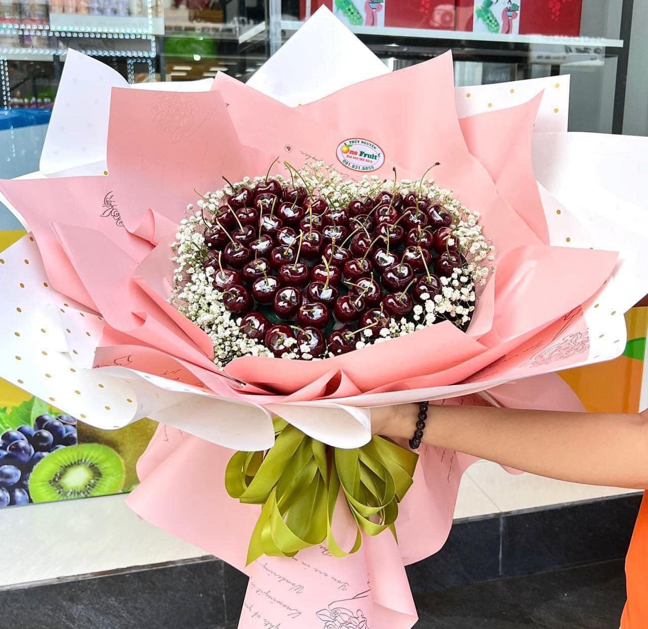 Những món quà Valentine độc lạ khiến chị em thích mê