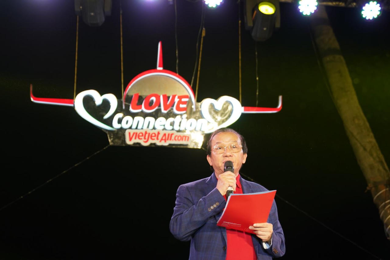 'Rước dâu' theo kiểu Ấn Độ trên độ cao 10.000 mét