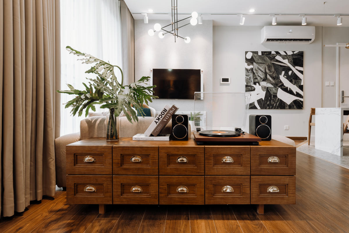 Chi 300 triệu đồng làm căn hộ giao thoa Đông - Tây