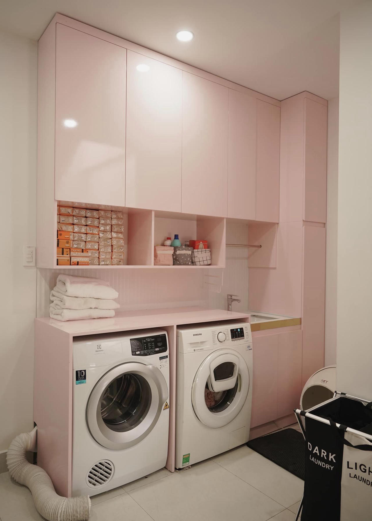 Mê mẩn trước ngôi nhà 5 tầng màu hồng của cô gái Hải Phòng