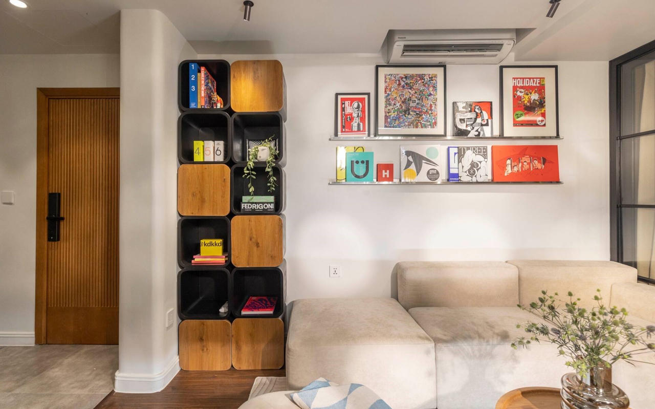 “Lột xác” nhà tập thể thành căn hộ giao thoa hai tính cách đối lập của đôi vợ chồng trẻ