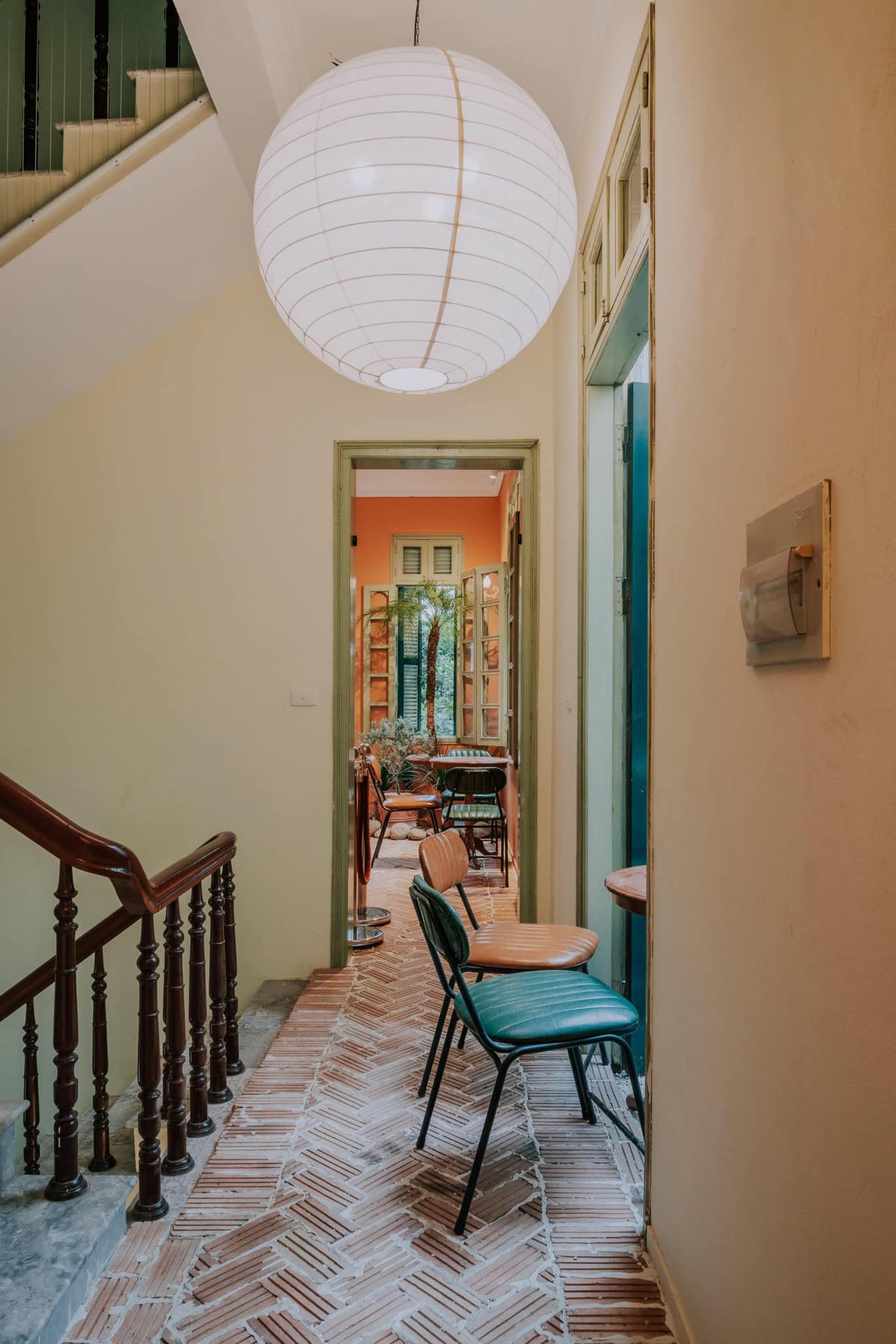 Đã mắt với căn biệt thự “cổ tích” giữa lòng Hà Nội, góc nào cũng mê