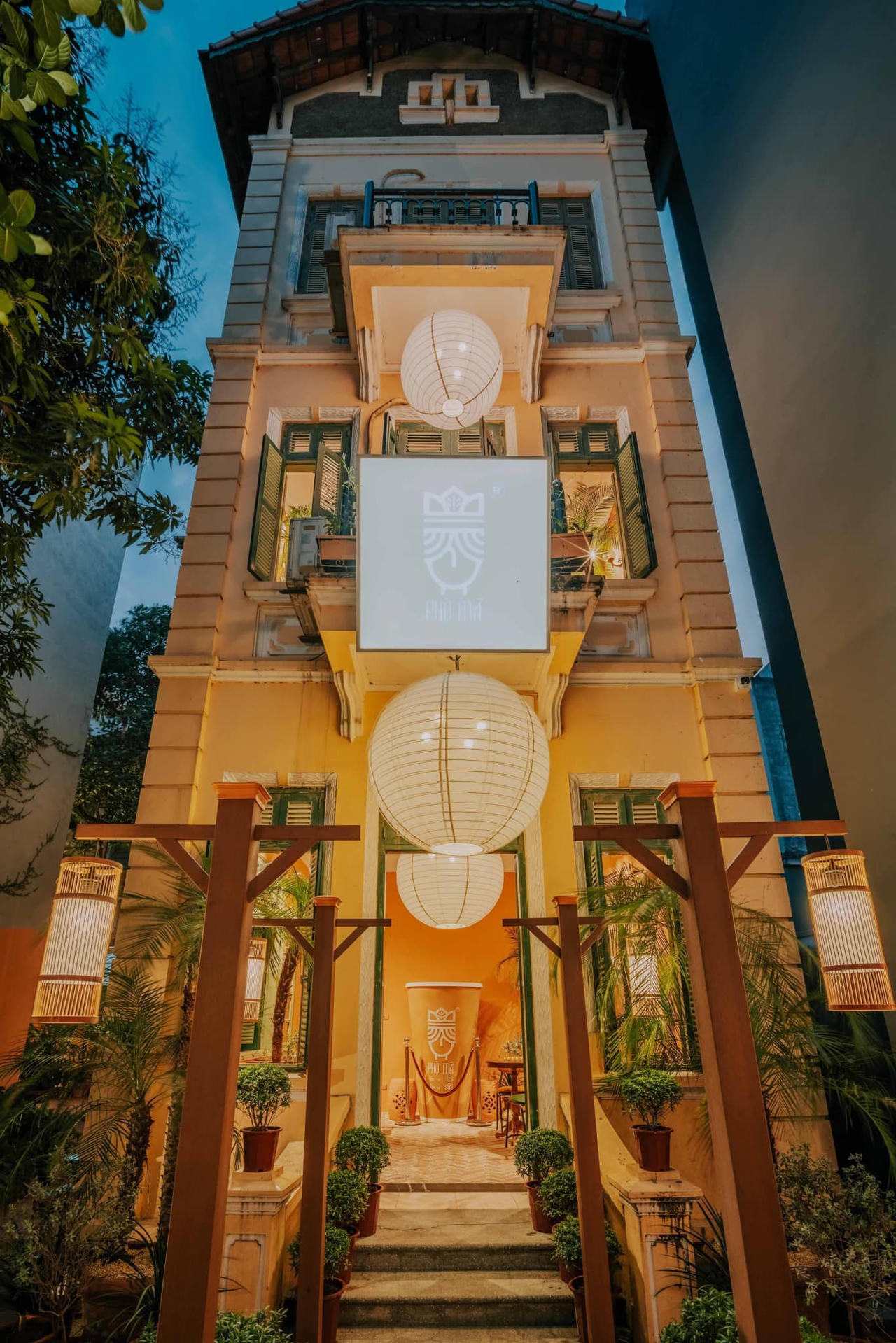 Đã mắt với căn biệt thự “cổ tích” giữa lòng Hà Nội, góc nào cũng mê