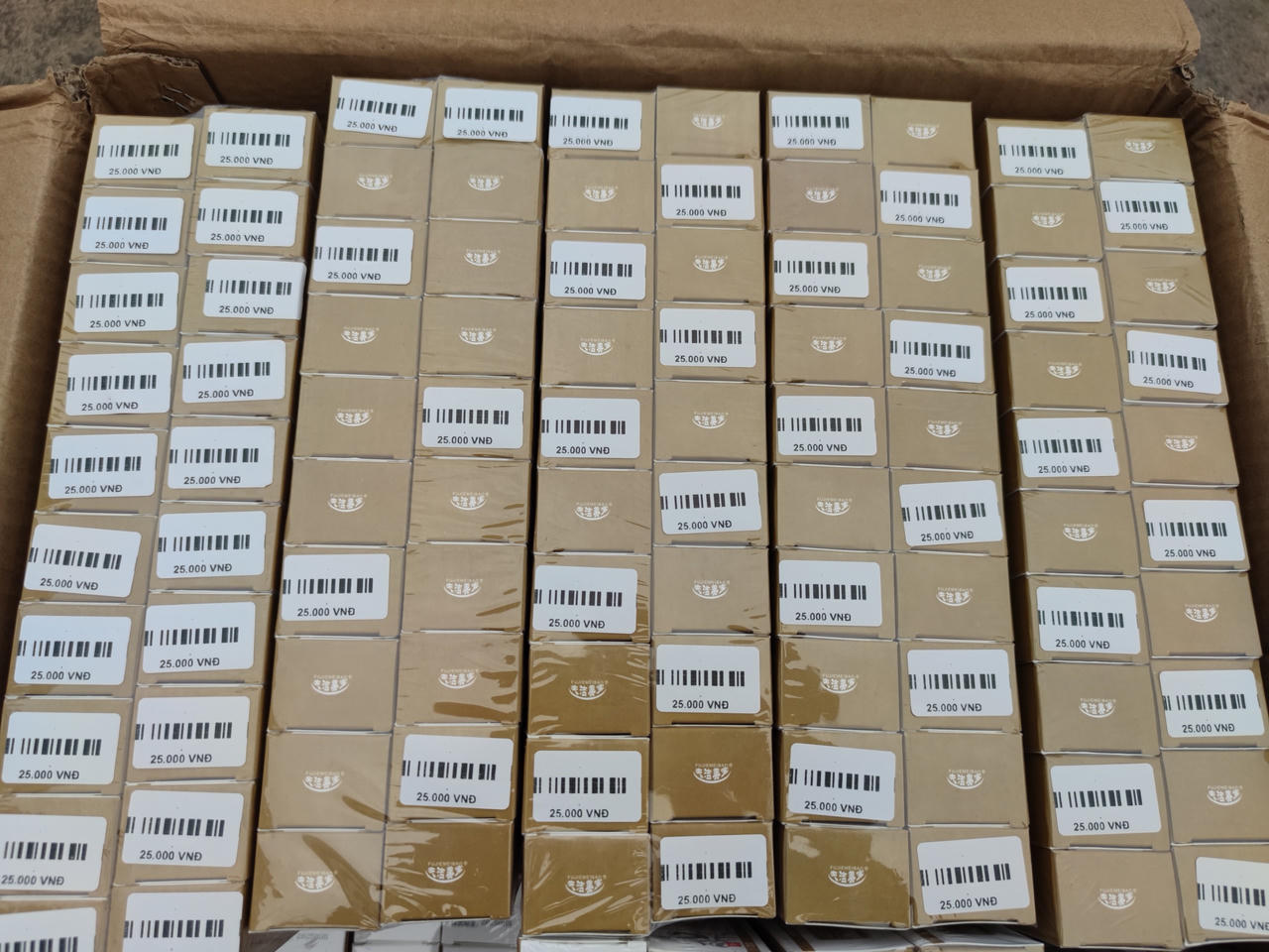 Lào Cai: Liên tiếp phát hiện các vụ kinh doanh hàng giả, hàng nhái trên mạng xã hội