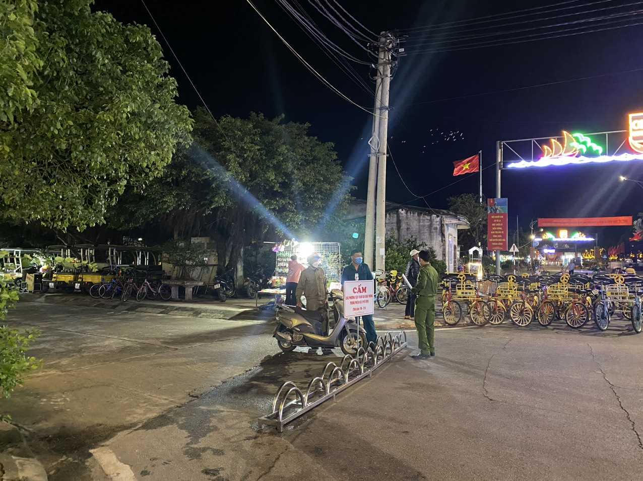 Hơn 8.000 lượt khách đến Cô Tô trong ngày đầu kỳ nghỉ Lễ