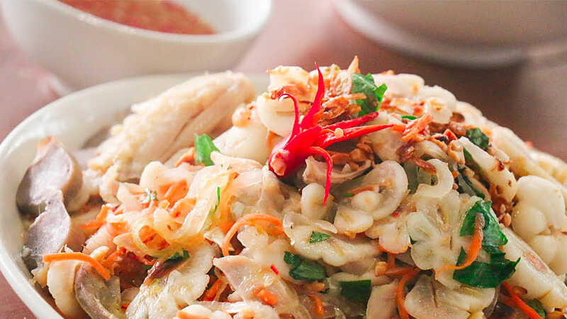 Vì sao mãng cầu, măng cụt xanh tăng giá liên tục vẫn 'cháy hàng' ở Hà Thành?