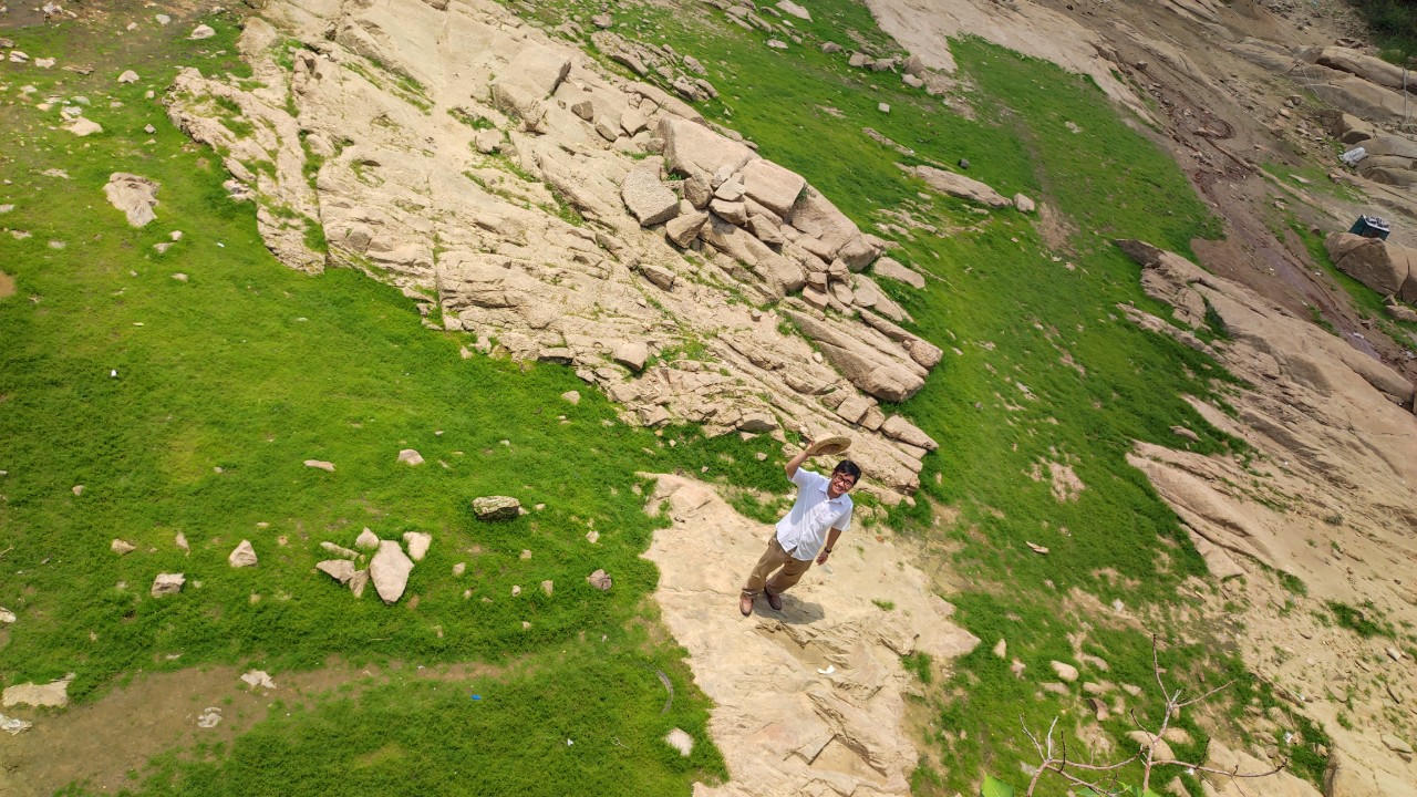 Chợ Mây - phiêu lưu ký