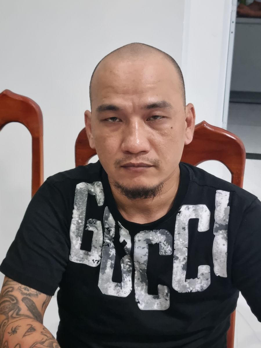 Bắt giữ đối tượng mua bán tài khoản ngân hàng trái phép