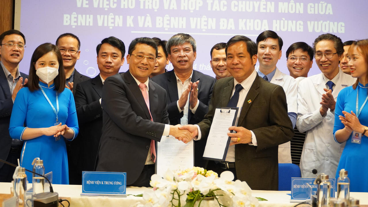 Ông Phạm Văn Học - Chủ tịch HĐTV Bệnh viện Đa khoa Hùng Vương: Nỗ lực kiến tạo hệ thống y tế công bằng, hiệu quả