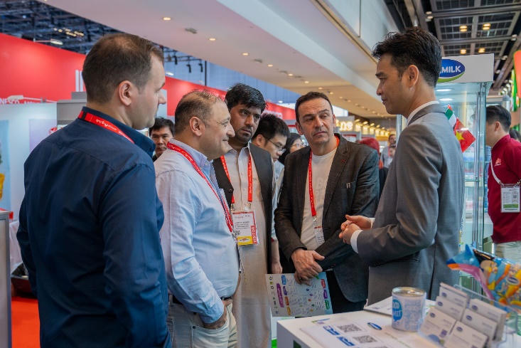 Phát triển bền vững – 'Hộ chiếu' và 'Thỏi nam châm' cho sản phẩm Vinamilk xuất ngoại