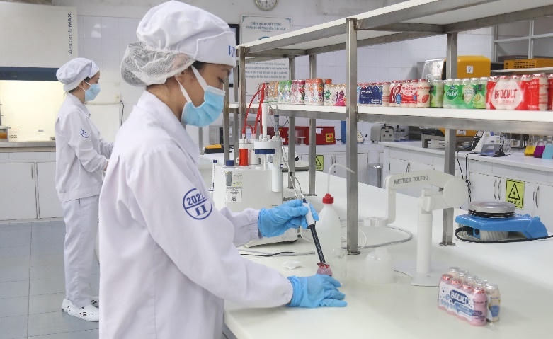 Phát triển bền vững – 'Hộ chiếu' và 'Thỏi nam châm' cho sản phẩm Vinamilk xuất ngoại