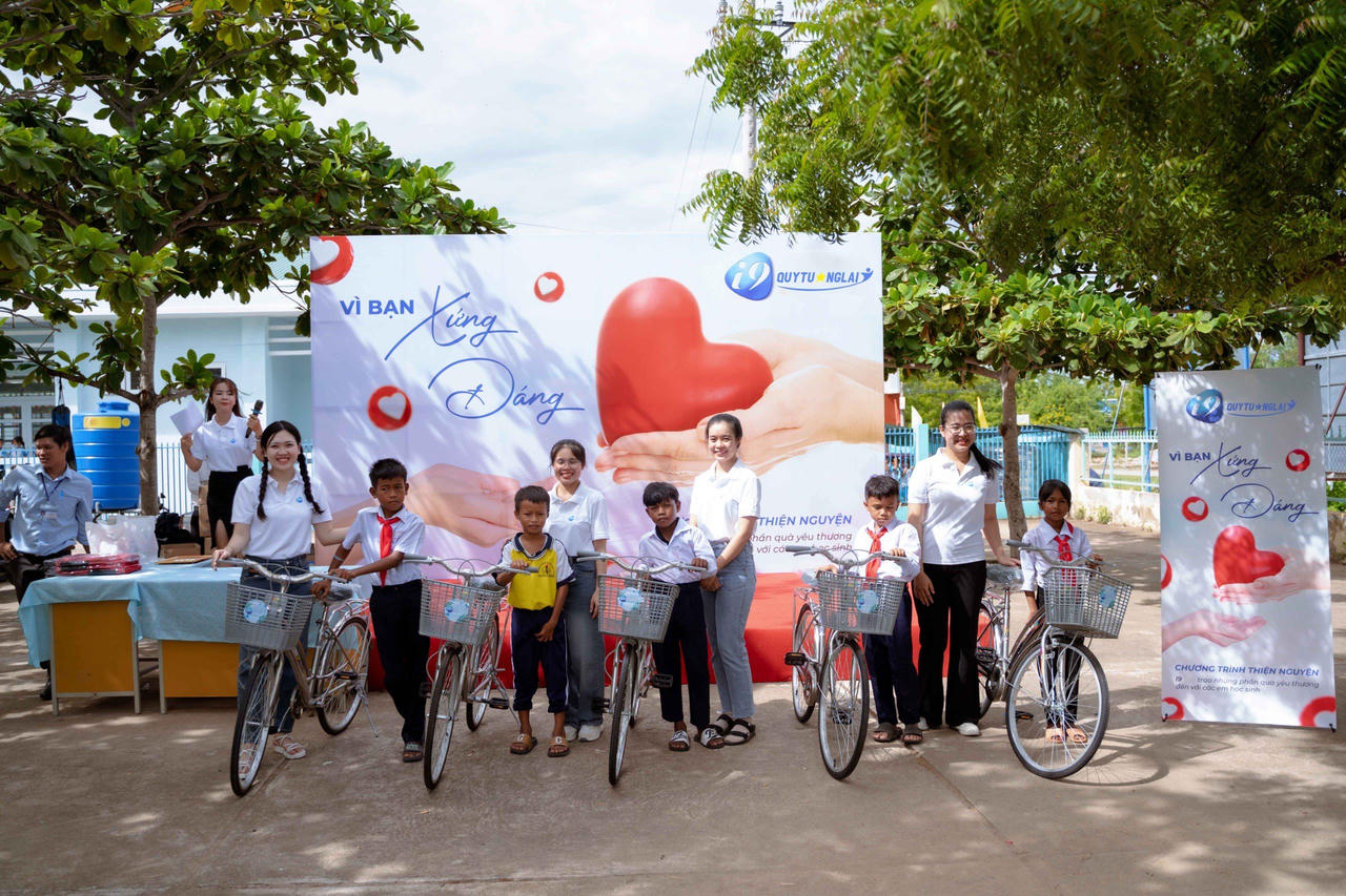 Quỹ tương lai i9 - chắp cánh ước mơ cho hàng trăm học sinh nghèo vùng cao