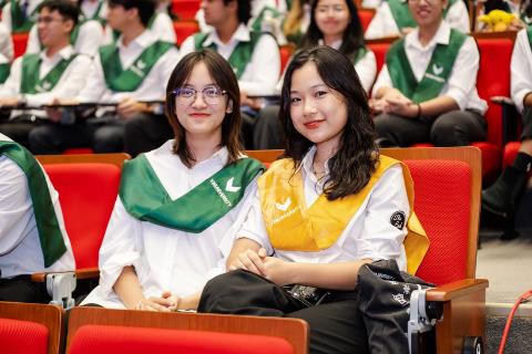 Lễ Khai giảng đậm chất “Tây” của VinUni