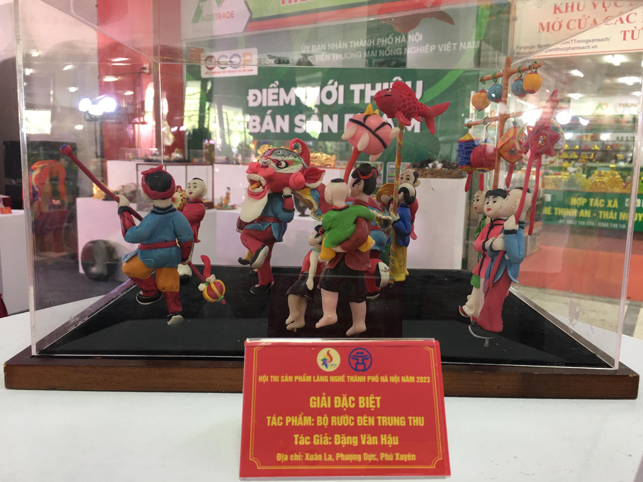 56 tác phẩm đạt giải tại Hội thi sản phẩm làng nghề TP Hà Nội 2023