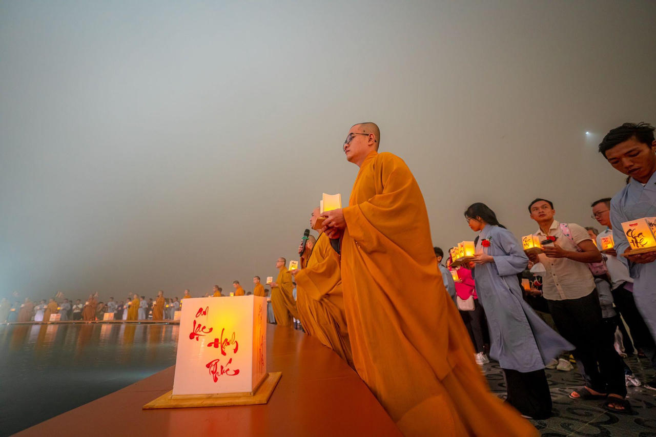 Núi Bà Đen đẹp tựa mộng cảnh đón mừng Lễ Vía Quán Thế Âm xuất gia