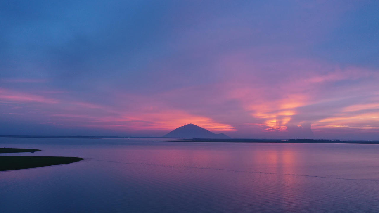 Núi Bà Đen đẹp tựa mộng cảnh đón mừng Lễ Vía Quán Thế Âm xuất gia