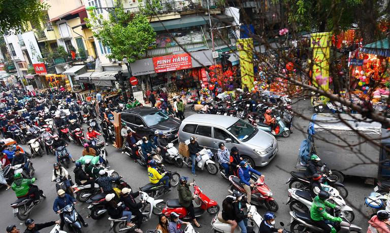 Thủ tướng chỉ thị bảo đảm Tết Nguyên đán Giáp Thìn 2024 vui tươi, lành mạnh, an toàn, tiết kiệm