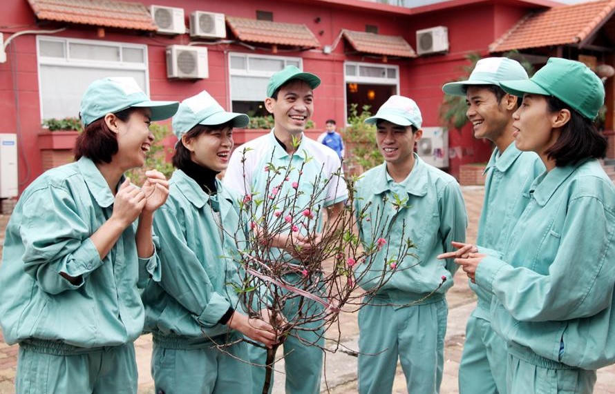 Thủ tướng chỉ thị bảo đảm Tết Nguyên đán Giáp Thìn 2024 vui tươi, lành mạnh, an toàn, tiết kiệm