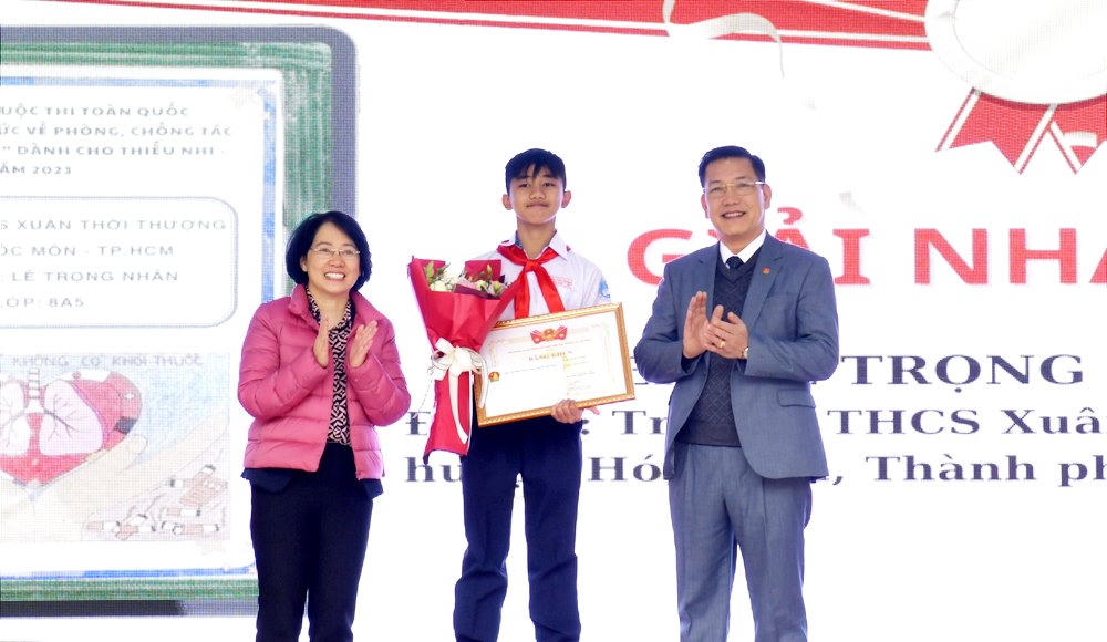 Trao giải cuộc thi 'Tìm hiểu kiến thức về Phòng, chống tác hại của thuốc lá' dành cho thiếu nhi năm 2023