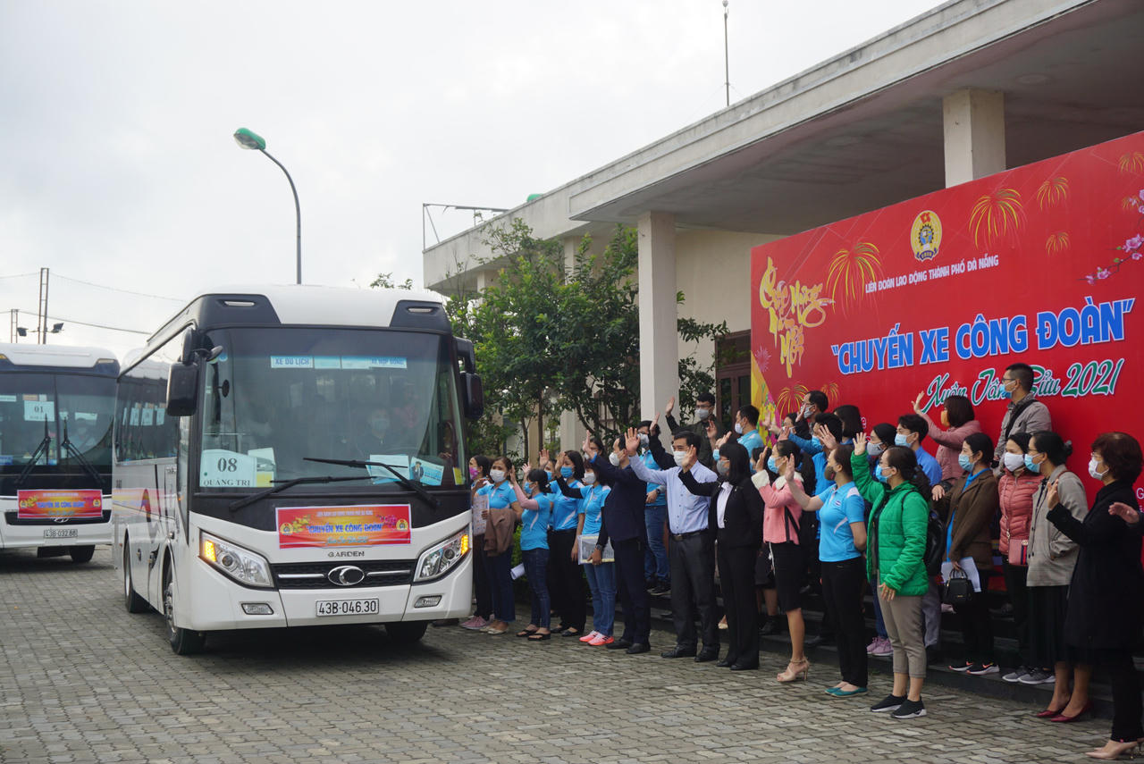 Ấm áp Tết yêu thương