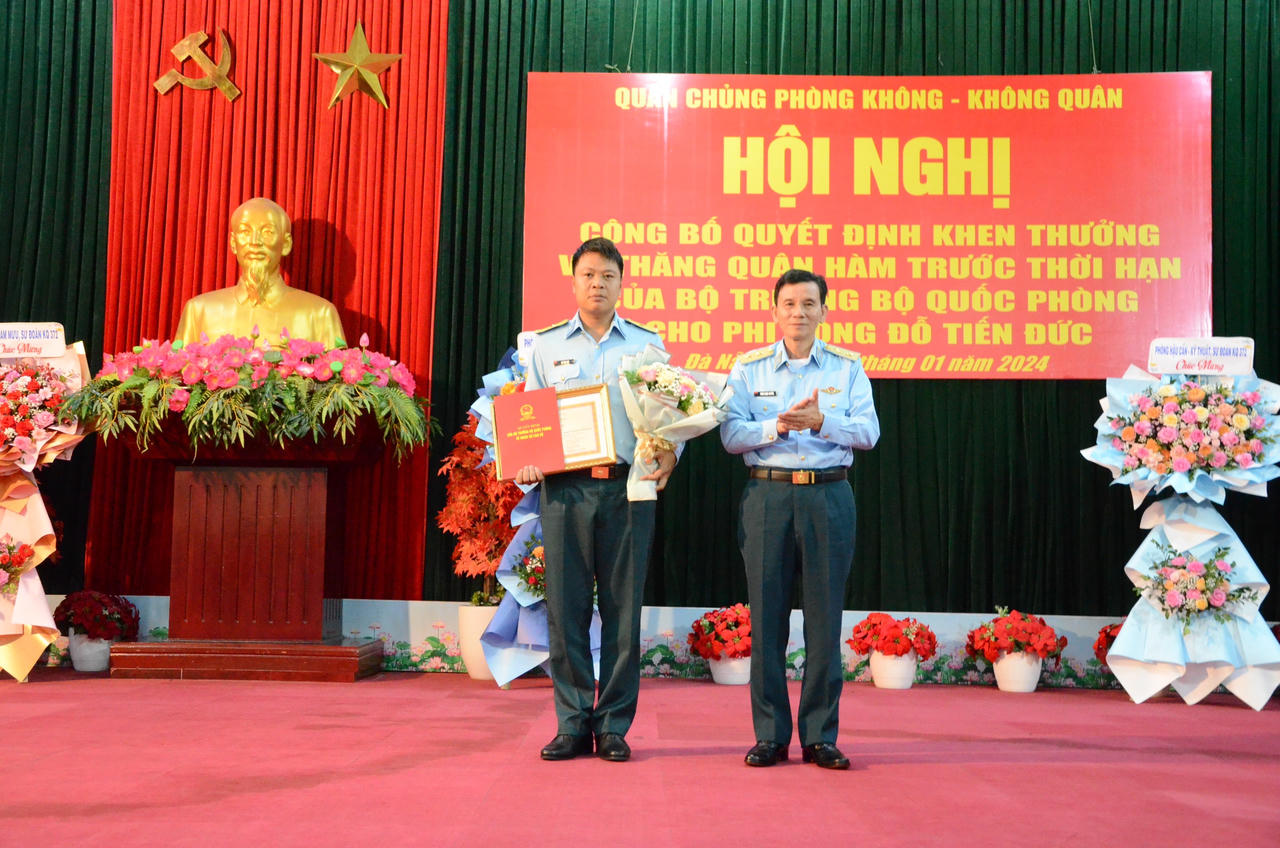 Bản lĩnh trong xử trí bất trắc trên không của phi công Đỗ Tiến Đức