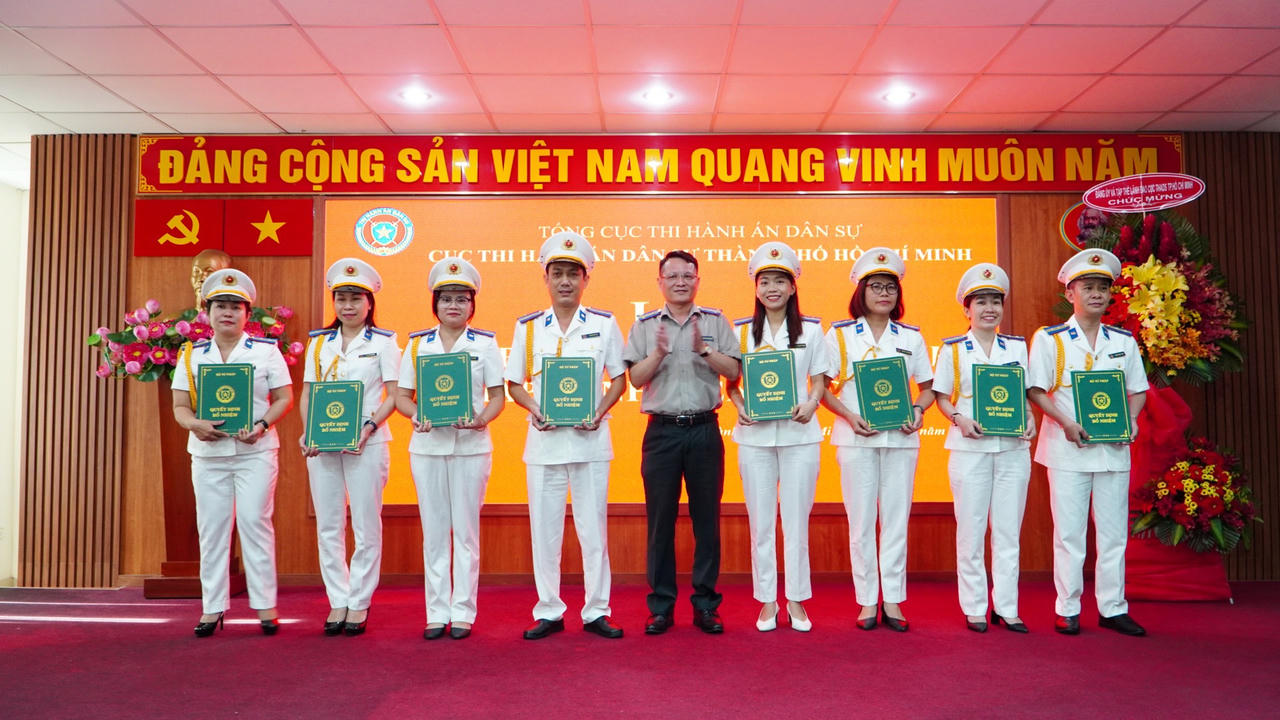 Công tác Thi hành án dân sự: Sự nỗ lực, bứt phá của những “cánh chim đầu đàn”