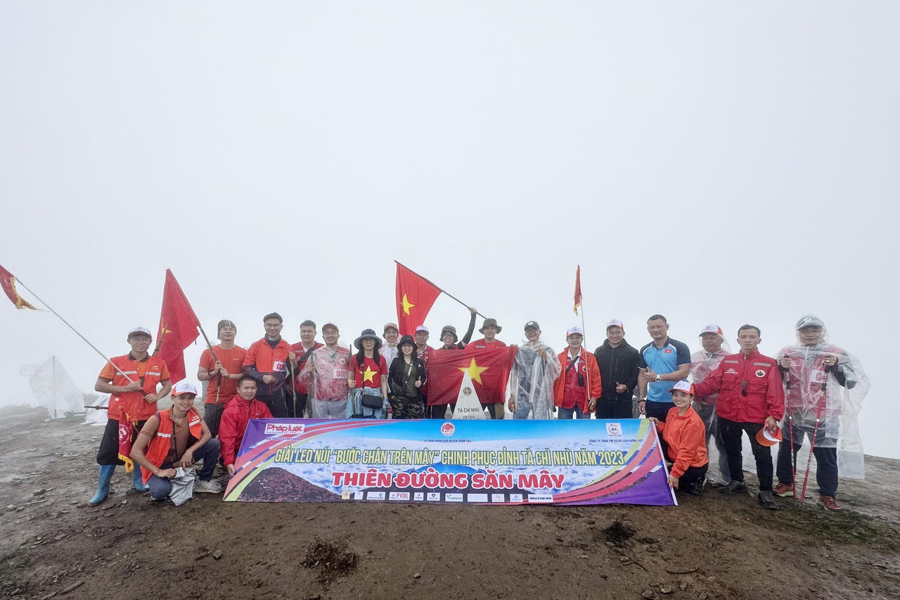 "Bước chân trên mây" - những điều còn ở lại