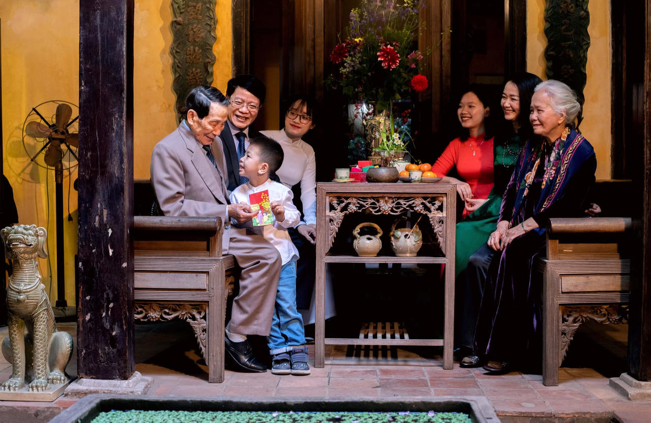 Làm gì trong ngày mùng 1 Tết Giáp Thìn để cả năm may mắn, thuận lợi, hanh thông?