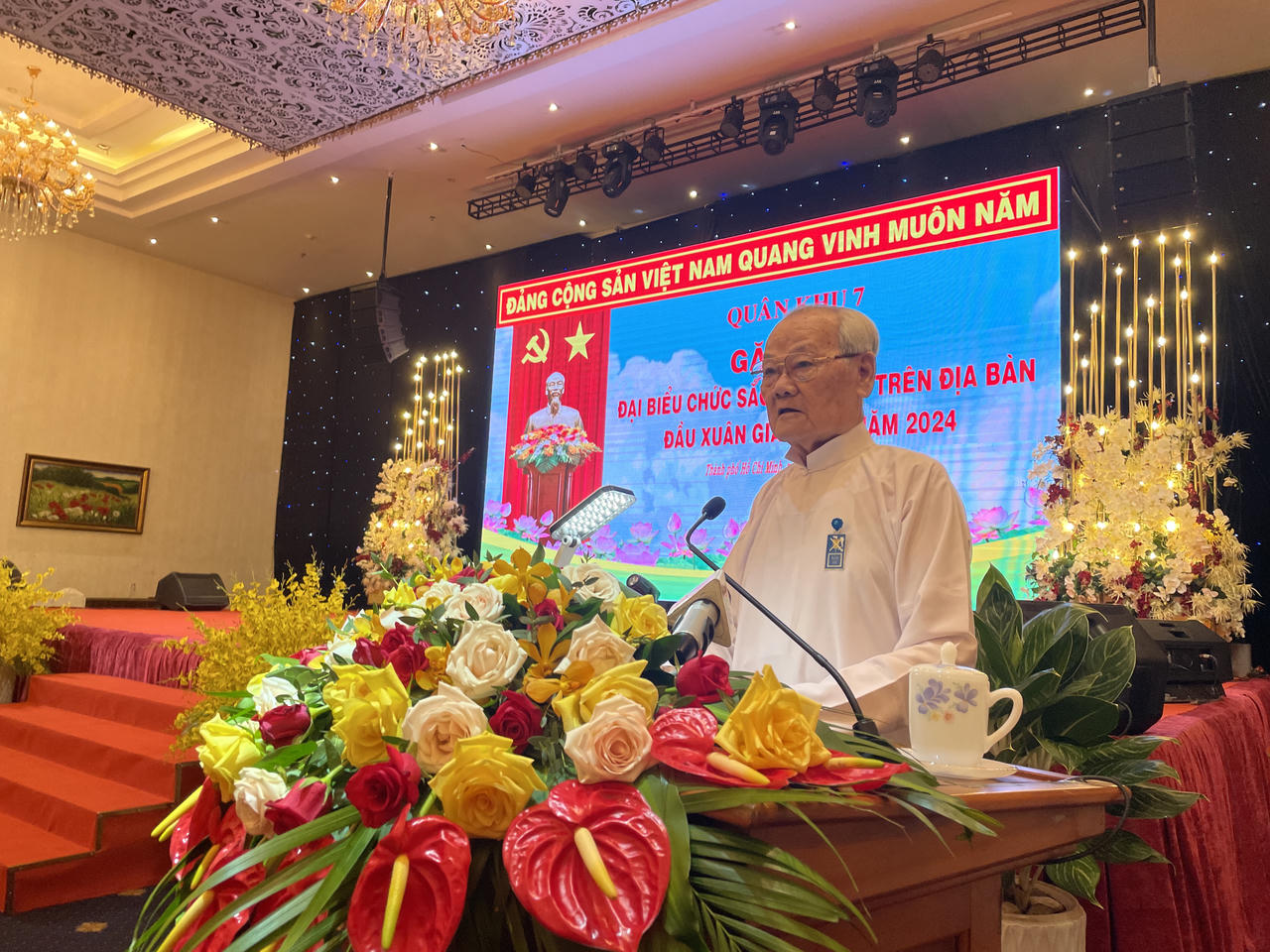 Quân khu 7 thúc đẩy đoàn kết với các tổ chức tôn giáo trên địa bàn