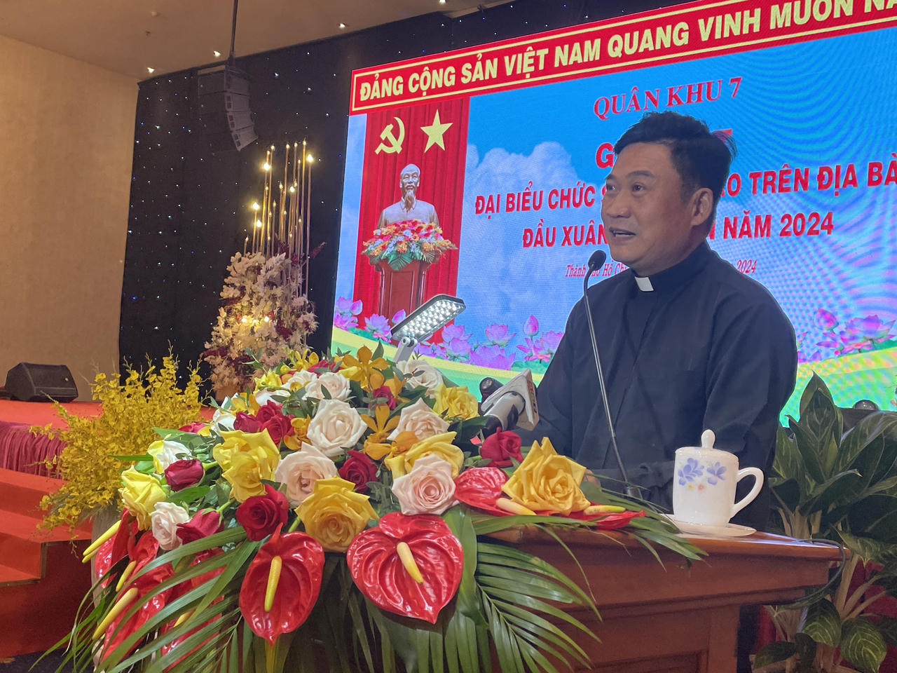 Quân khu 7 thúc đẩy đoàn kết với các tổ chức tôn giáo trên địa bàn