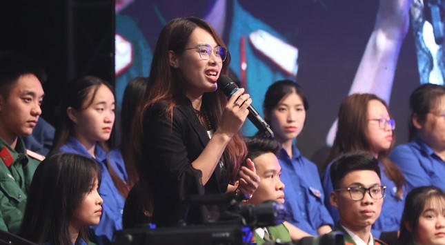 Những câu hỏi 'nóng' về khởi nghiệp từ người trẻ