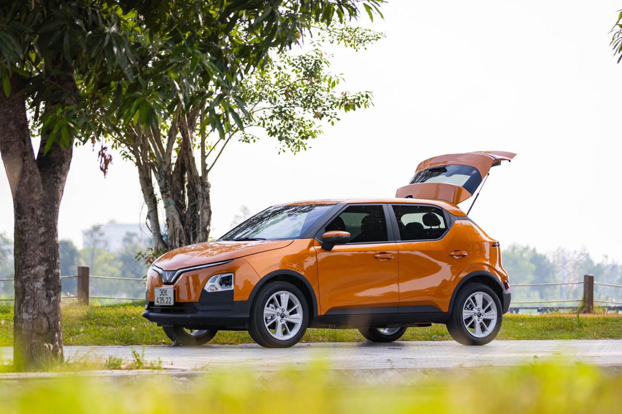 VinFast tung ưu đãi khủng, “lợi chồng lợi” cho người mua ô tô tháng 3