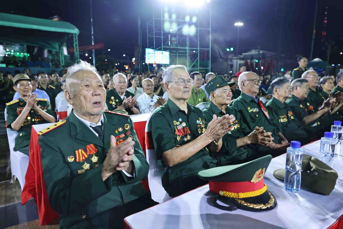 Chương trình giao lưu nghệ thuật: "Điện Biên Phủ - Khát vọng non sông"