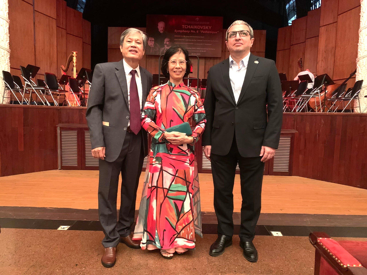 Chuyện ít biết về đạo diễn bộ phim “Việt Nam trên đường thắng lợi”