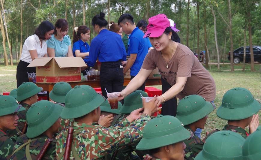 Sáng kiến, giải pháp phòng, chống nắng nóng trong mùa huấn luyện