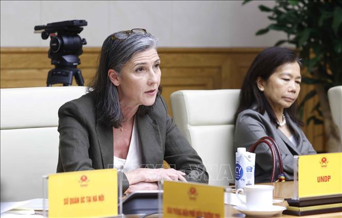 Tiếp tục làm tốt hơn nữa công tác dự báo và ứng phó thiên tai