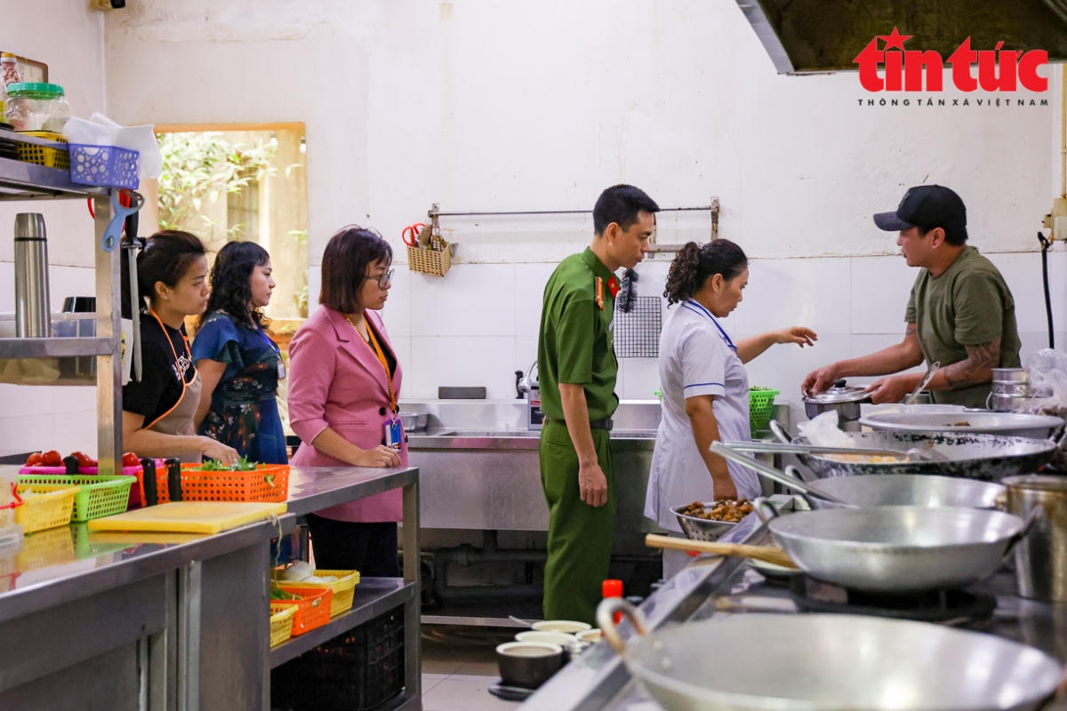 Nâng cao hiệu quả kiểm soát an toàn lao động, vệ sinh thực phẩm