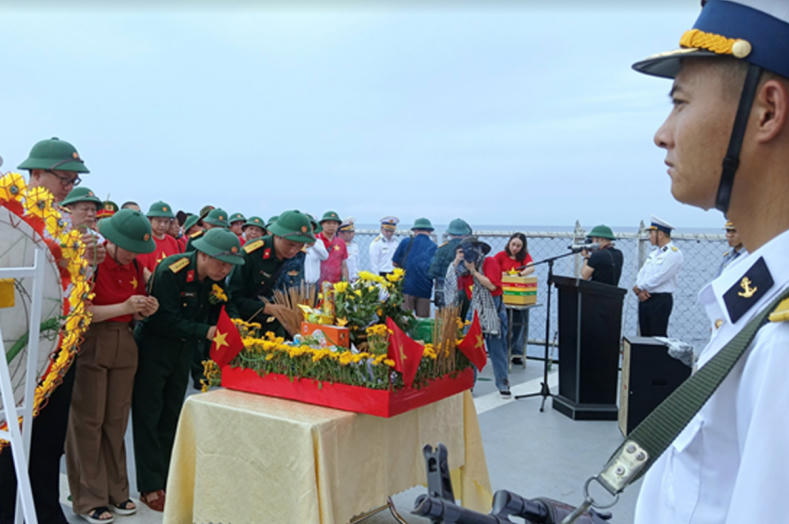 Hải trình Trường Sa: Đi để thấy thêm yêu Tổ quốc mình…