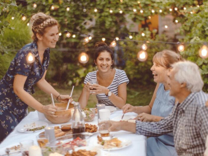 Lịch sử gia đình: “Sợi dây” kết nối và xây dựng giá trị