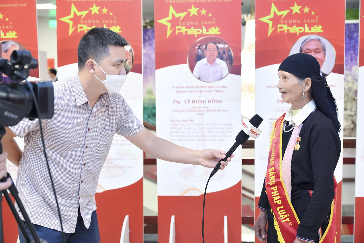 Báo Pháp luật Việt Nam: Cầu nối đưa pháp luật vào cuộc sống