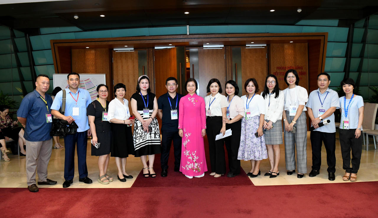 Nhớ những ngày tác nghiệp ở 'hầm' Nhà Quốc hội